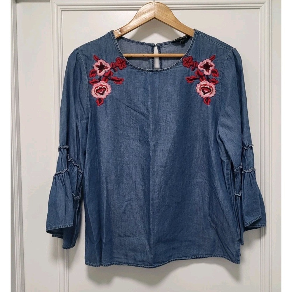 Express Chambray Denim Floral Embroidered Bell Sleeve Top Sz L